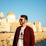 Influencer Dani Espejo - Nursing assistant.